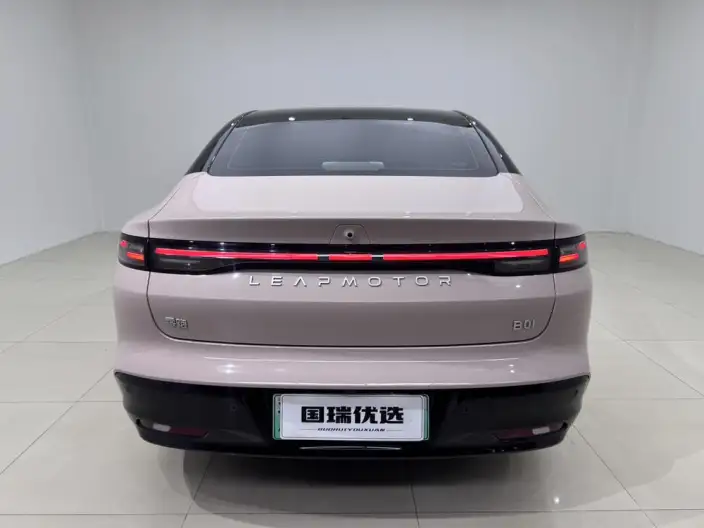 Leapmotor B01 2025 Model 550 Yuexiang Edition – фото 5