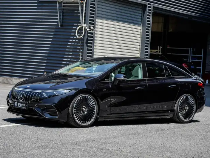Mercedes-Benz EQS AMG 2023 Model AMG EQS 53 4MATIC+ – фото 1