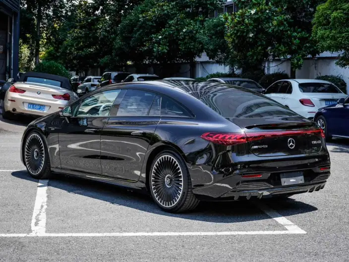 Mercedes-Benz EQS AMG 2023 Model AMG EQS 53 4MATIC+ – фото 4