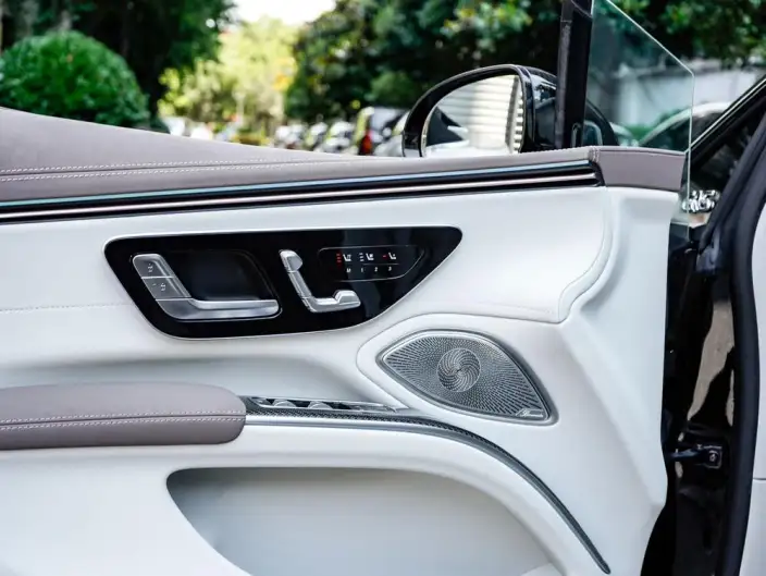 Mercedes-Benz EQS AMG 2023 Model AMG EQS 53 4MATIC+ – фото 10