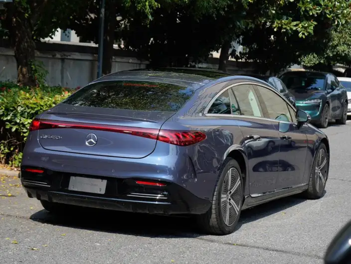 Mercedes-Benz EQS 2022 Model EQS 450+ Deluxe Edition – фото 5