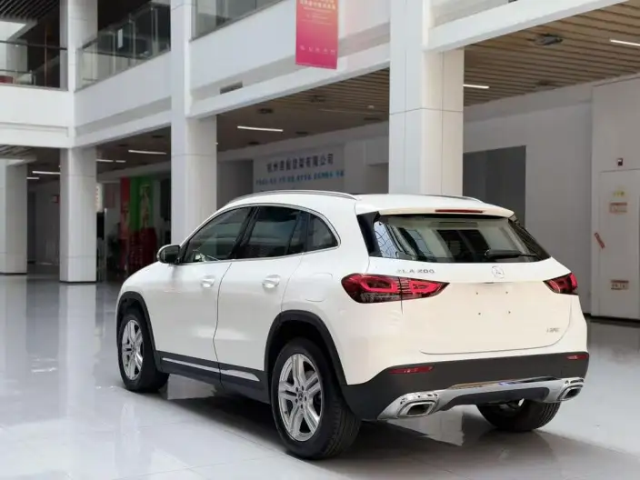 Mercedes-Benz GLA 2022 Model Facelift GLA 200 – фото 5