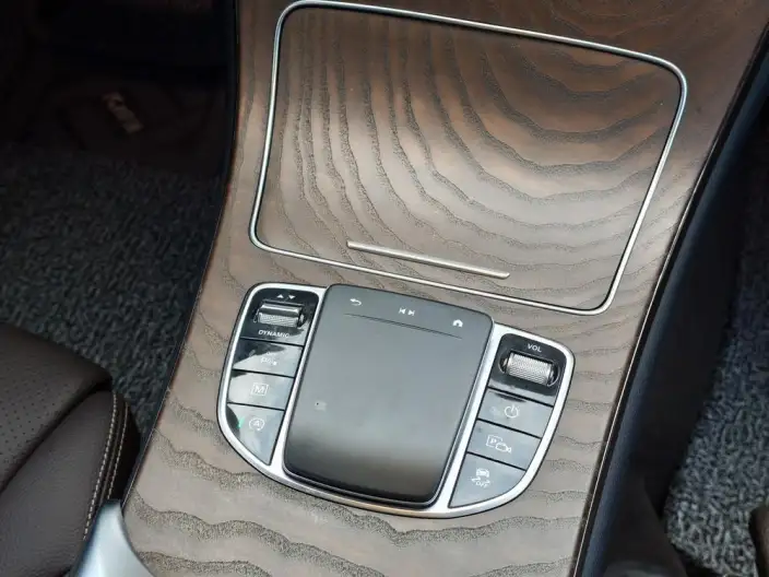 Mercedes-Benz GLC 2022 Model Facelift GLC 300 L 4MATIC Dynamic Model Collector Edition – фото 8
