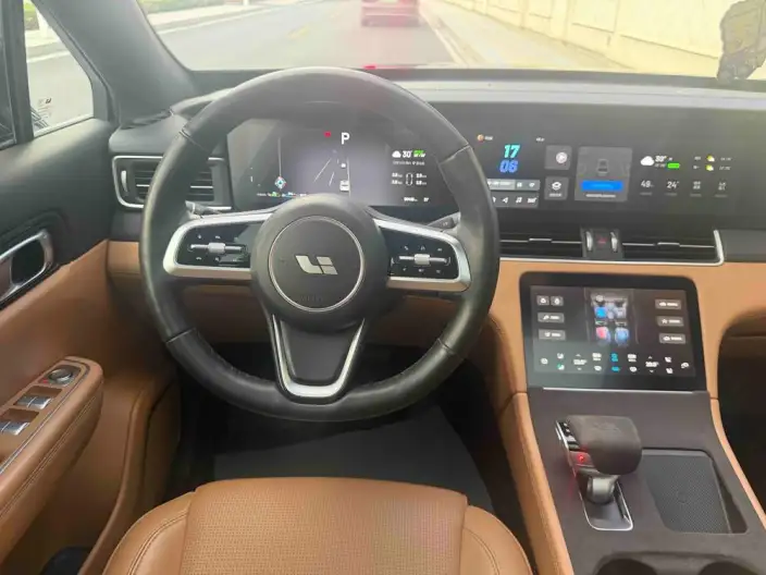 Li Auto ONE 2021 Model Extended Range 6 seat Edition – фото 10