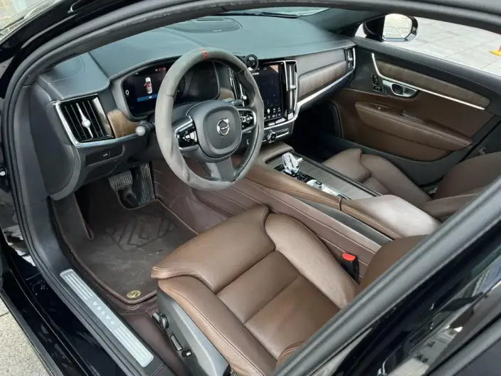 Volvo S90 2023 Model B5 Smart Range Deluxe Edition – фото 6