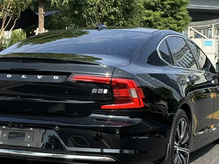 Volvo S90 2023 Model B5 Smart Range Deluxe Edition – фото 10