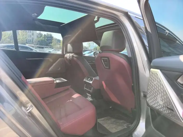 BMW i5 2024 Model eDrive35L Exclusive Model M Sports Set – фото 7