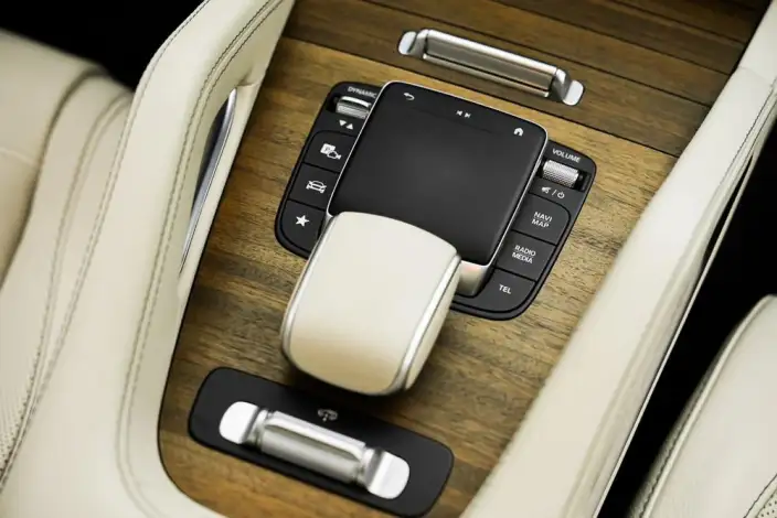 Mercedes-Benz GLS 2023 Model GLS 450 4MATIC Luxury Model – фото 8