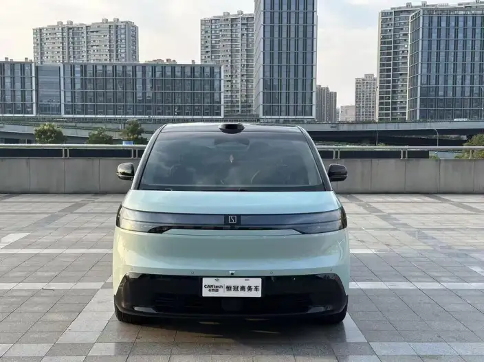 ZEEKR MIX 2025 Model 76kWh Smart Driving Edition – фото 2