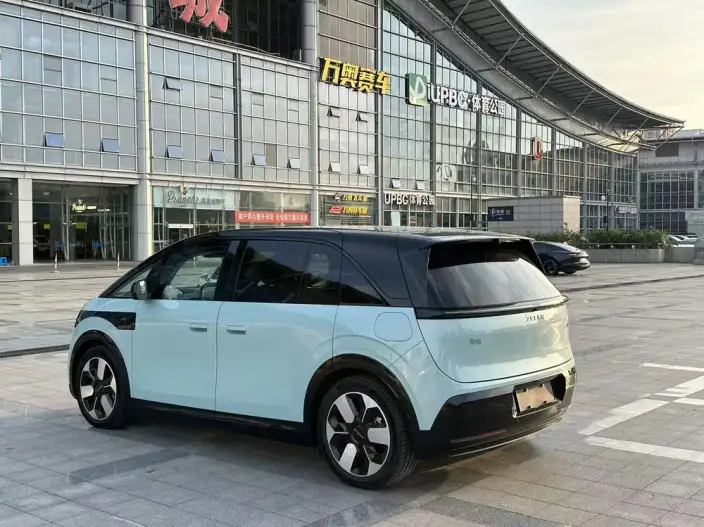 ZEEKR MIX 2025 Model 76kWh Smart Driving Edition – фото 4