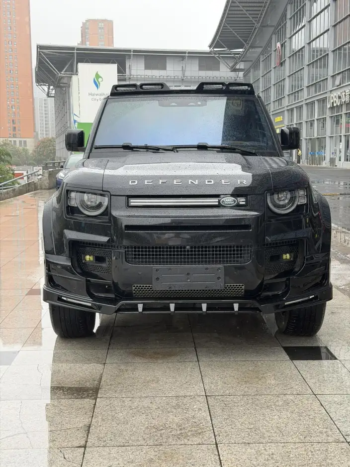 Land Rover Defender 2024 Model 110 3.0T P400 X-Dynamic HSE – фото 2