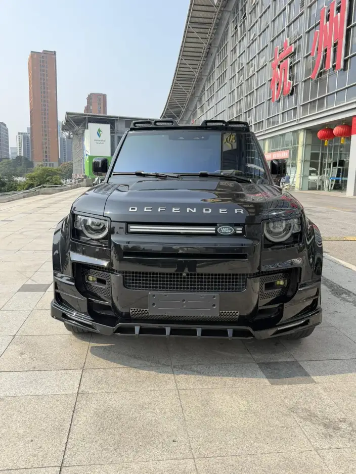 Land Rover Defender 2024 Model 110 3.0T P400 X-Dynamic HSE – фото 9