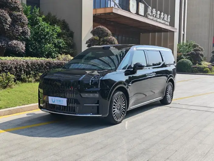 ZEEKR 009 2025 Model VI seat Executive Edition 4WD 108kWh