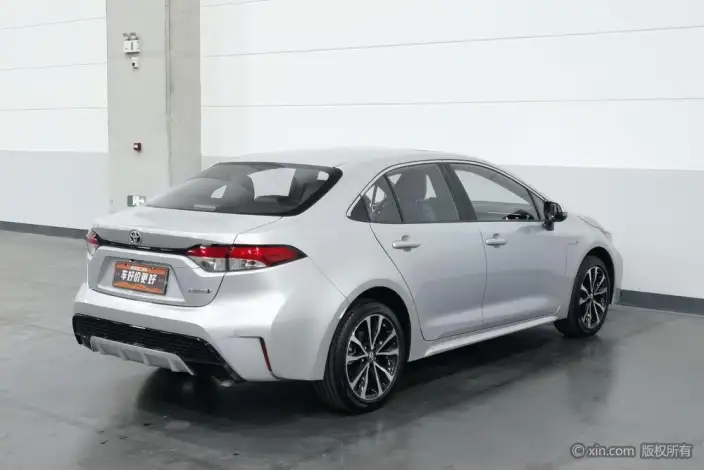 Toyota Levin 2022 Model Hybrid 1.8H E-CVT Sports Edition – фото 4