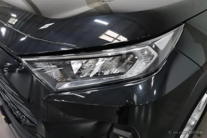 Toyota RAV4 2023 Model 2.0L CVT 2WD Urban Edition – фото 7