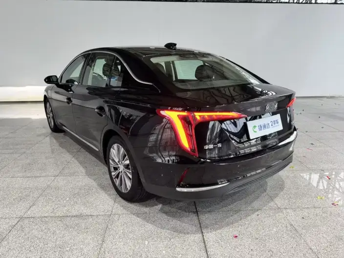 Hongqi E-QM5 2023 Model 560KM PLUS Edition 140kW – фото 5