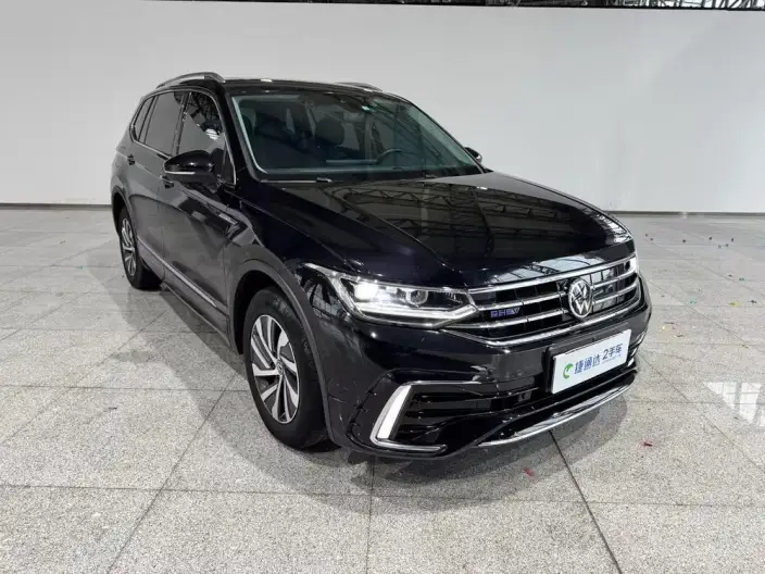 Volkswagen Tiguan L PHEV 2023 Model 430PHEV Plug-in hybrid Premium Edition – фото 3
