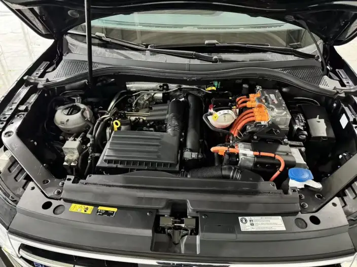 Volkswagen Tiguan L PHEV 2023 Model 430PHEV Plug-in hybrid Premium Edition – фото 9
