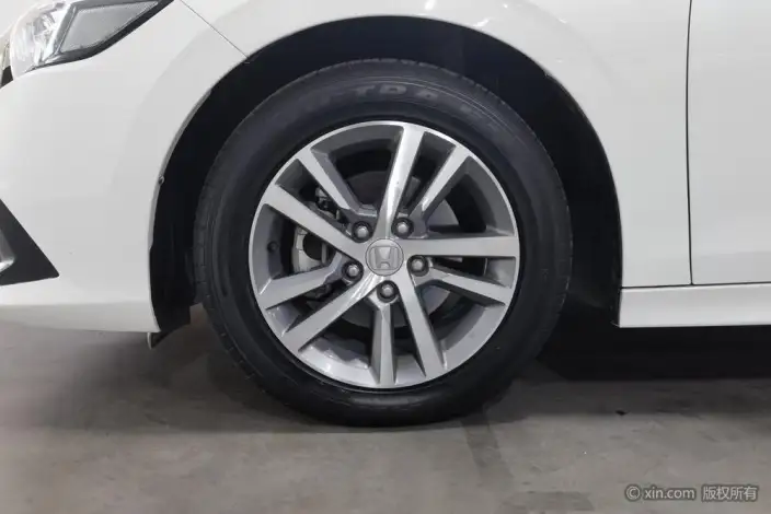 Honda Civic 2022 Model 240TURBO CVT Dynamic Edition – фото 9