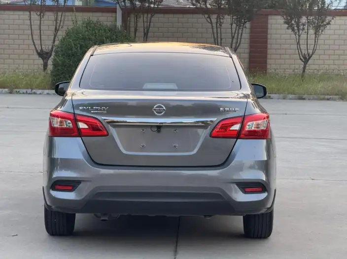 Nissan Sylphy 2023 Model 1.6L CVT Comfort Edition – фото 5