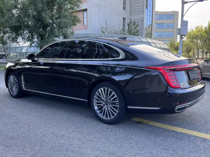 HONGQI H9 2020 Model Facelift 2.0T Flag Enjoy Edition