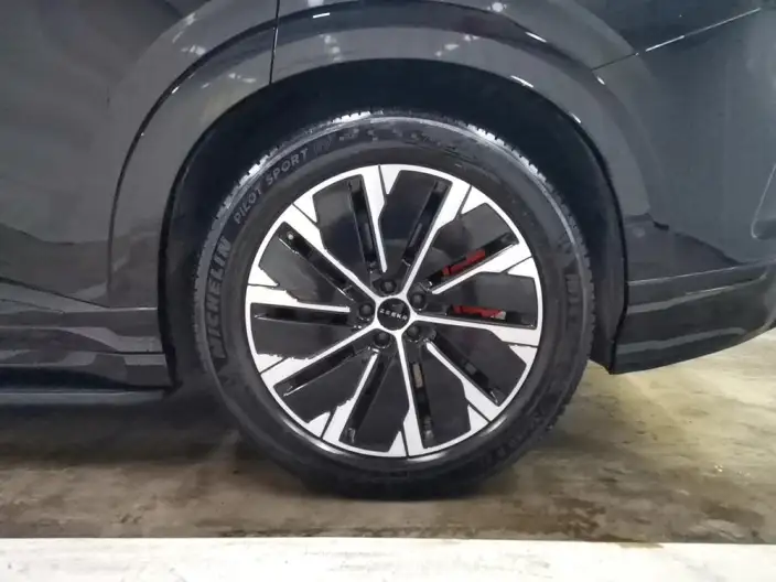 ZEEKR 8X 2026 Model 70kWh Ultra – фото 9