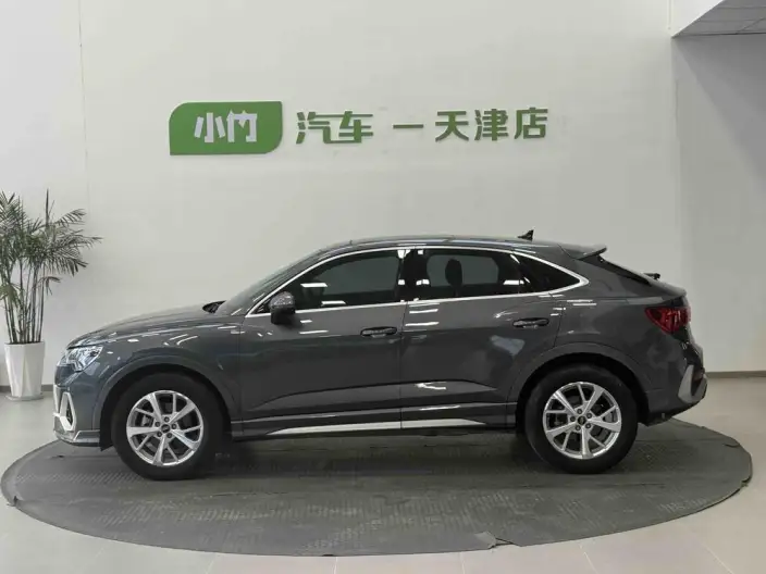 AUDI Q3 Sportback 2022 Model 35 TFSI Enterprising Model – фото 4