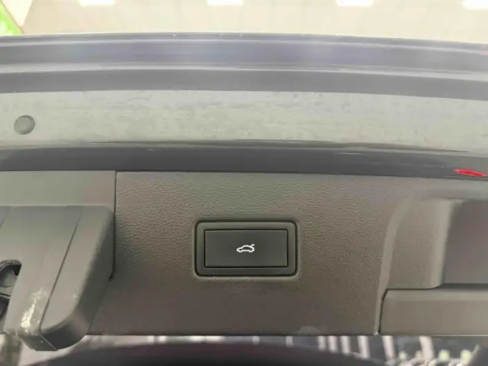Volkswagen Tayron 2022 Model 280TSI 2WD Luxury Zhilian Edition – фото 9