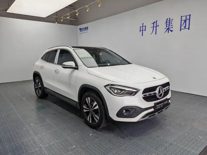 Mercedes-Benz GLA 2022 Model GLA 200 – фото 3