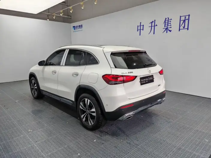 Mercedes-Benz GLA 2022 Model GLA 200 – фото 5