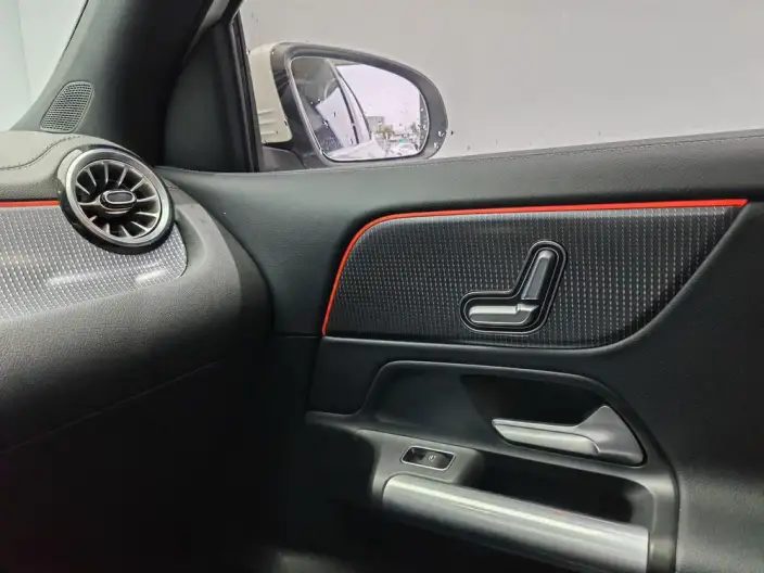 Mercedes-Benz GLA 2022 Model GLA 200 – фото 9
