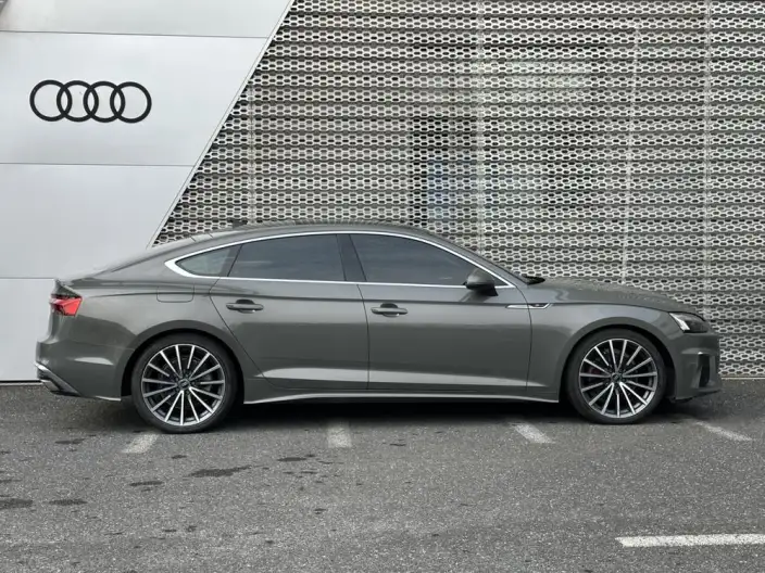 Audi A5 2023 Model Sportback 40 TFSI quattro Luxury Dynamic Model – фото 5