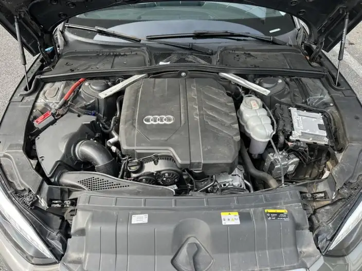 Audi A5 2023 Model Sportback 40 TFSI quattro Luxury Dynamic Model – фото 6