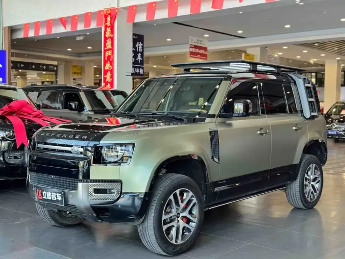 Land Rover Defender 2022 Model 110 X P400