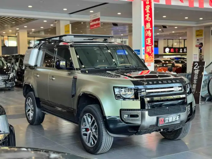 Land Rover Defender 2022 Model 110 X P400