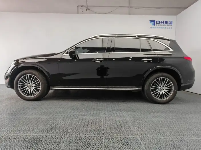 Mercedes-Benz GLC 2024 Model Facelift GLC 300 L 4MATIC Dynamic Model 5 seat – фото 4