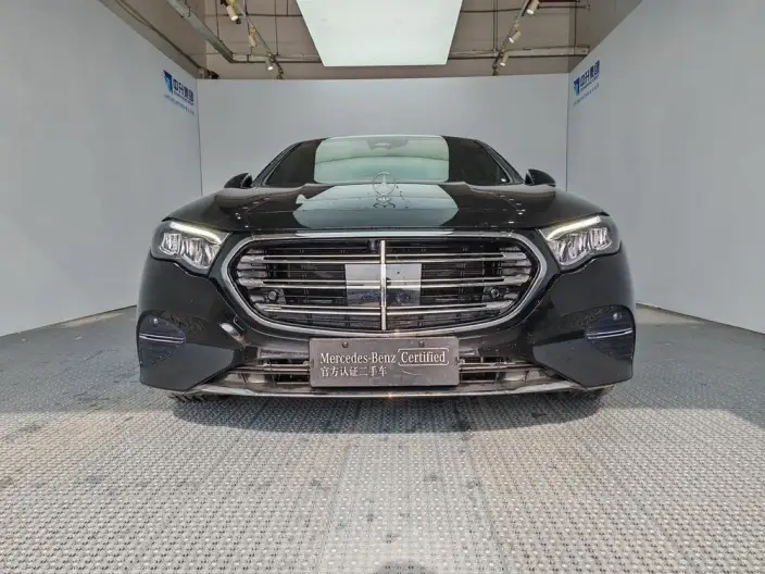 Mercedes-Benz E-Class 2025 Model E 260 L sedan – фото 2