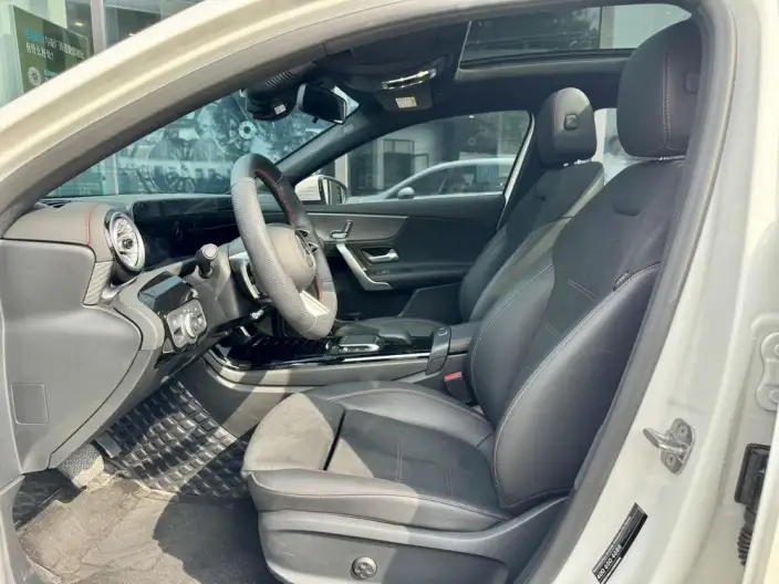 Mercedes-Benz A-class 2024 Model Facelift A 200 L Fashion Edition – фото 8