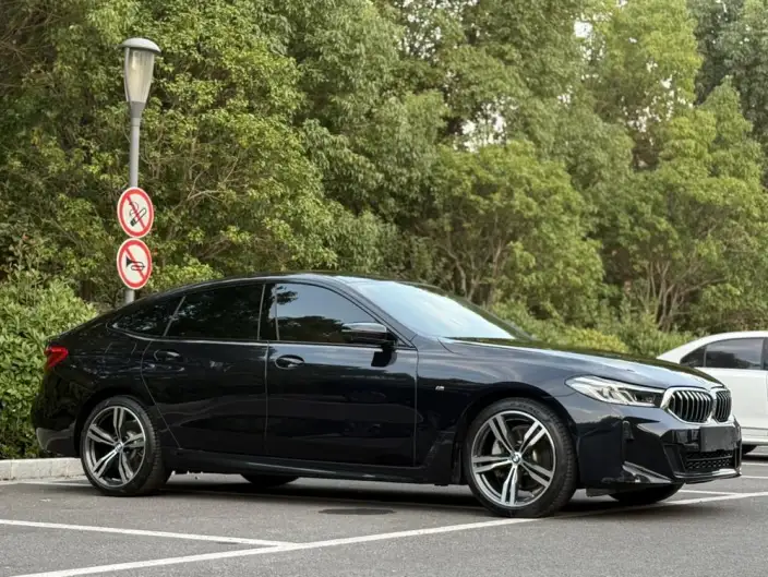 BMW 6 Series GT 2022 Model 630i M Sports Set – фото 9
