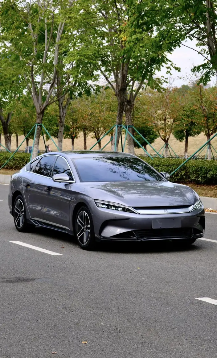BYD Han EV 2023 Model Champion Edition 605KM Noble Model – фото 3