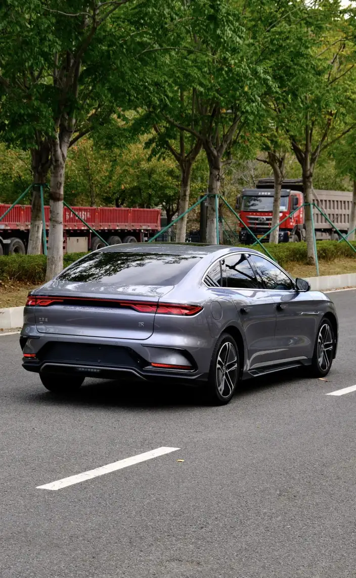 BYD Han EV 2023 Model Champion Edition 605KM Noble Model – фото 6