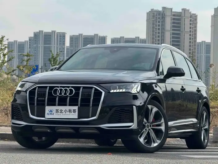 Audi Q7 2023 Model 55 TFSI quattro S line Noble Model – фото 1