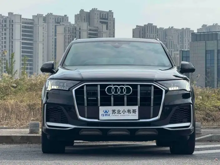 Audi Q7 2023 Model 55 TFSI quattro S line Noble Model – фото 2