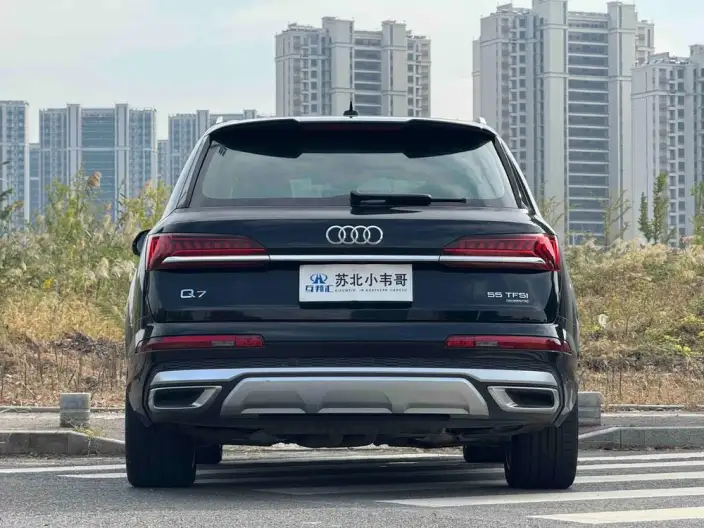 Audi Q7 2023 Model 55 TFSI quattro S line Noble Model – фото 4
