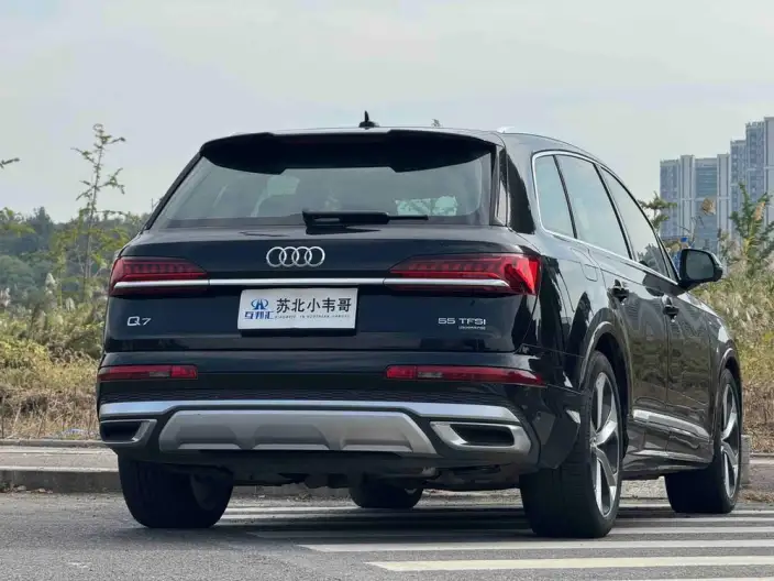 Audi Q7 2023 Model 55 TFSI quattro S line Noble Model – фото 5