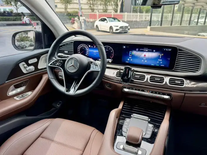 Mercedes-Benz GLE Imported 2025 Model Facelift II GLE 350 4MATIC Fashion Model – фото 10