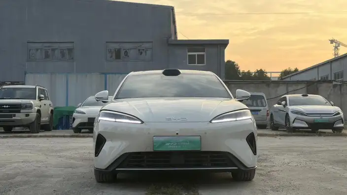 BYD Seal 07DM 2026 Model DM-i 230KM Flagship Model – фото 2