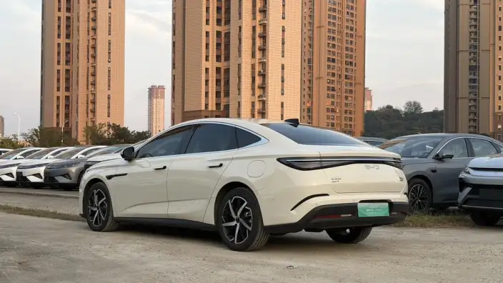 BYD Seal 07DM 2026 Model DM-i 230KM Flagship Model – фото 5
