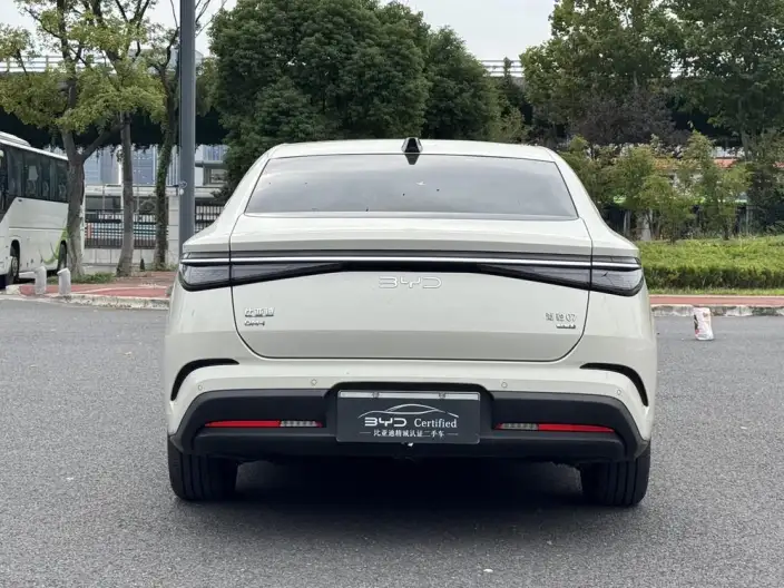 BYD Seal 07DM 2026 Model DM-i 230KM Flagship Model – фото 4