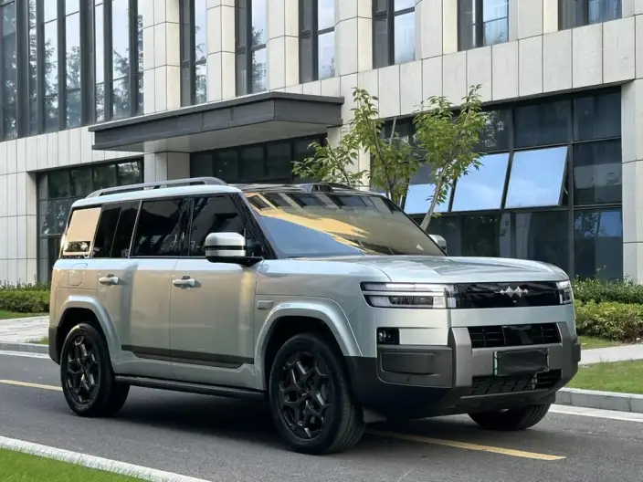 Titan 7 PHEV 2025 Model 190KM 4WD Ultra Edition